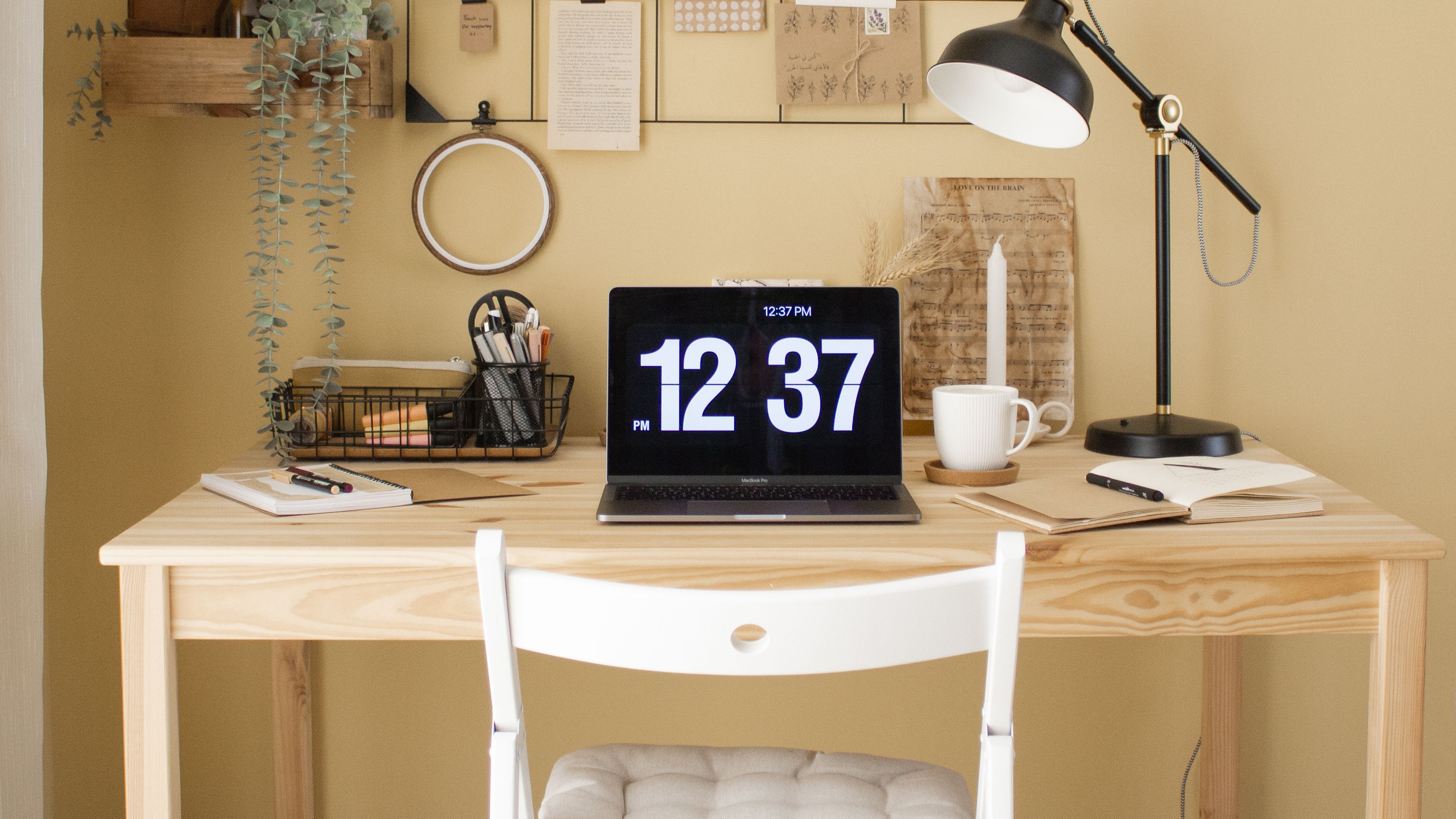 8 Ways to Make Your Home Office More Comfortable