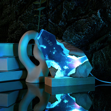 Shipwreck/Diver Resin Light Table Lamp